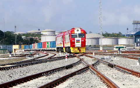  Anyang Railway Equipment Co., Ltd(AT) provided P50 tension clip fastener systems, guard rail fasteners, bridge sleeper guard rail fasteners, shuttles etc for Nariobi-Malaba Railway Project in Kenya