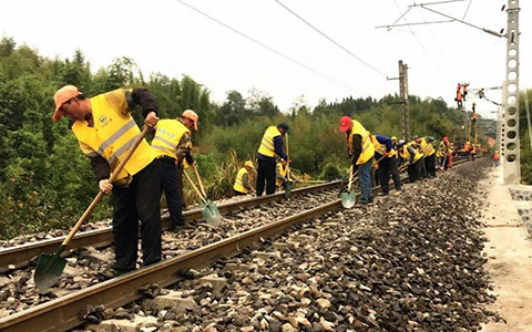 Track Fasteners for New Xingguo-Quanzhou Railroad Project provided by Anyang Railway Equipment Co., Ltd