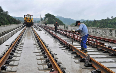 China Manufacturer Type II Fastening System for Xingguo-Quanzhou Railway