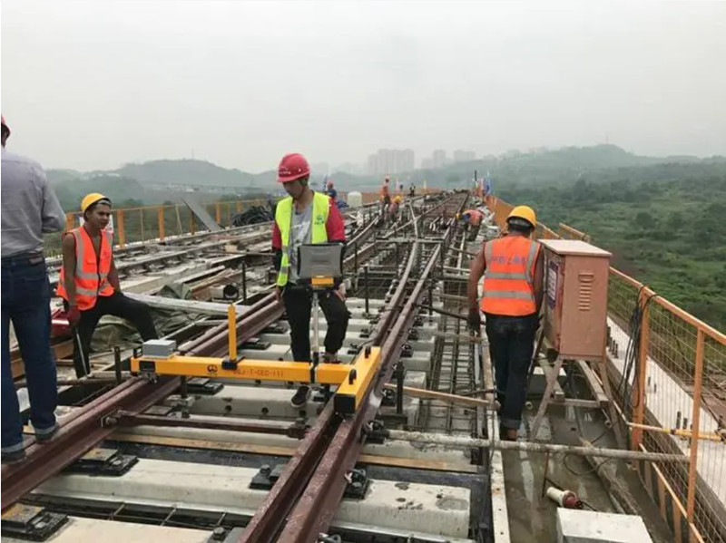 Insulated gauge tie rods for Chengdu Rail Transit Line 8 - Anyang Railway Equipment