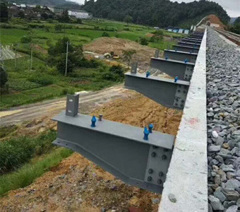 China Sidewalk Steel Goosenecks for Railway Bridges Manufacturer - Anyang Railway Equipment