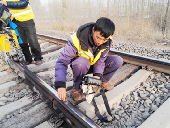 Railway Rail Frozen Joint Manufacturer--Anyang Railway Equipment Co., Ltd