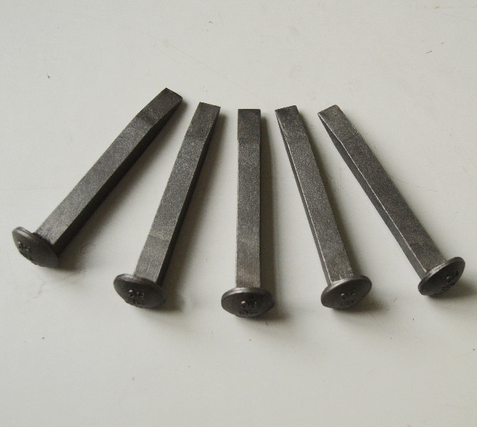 China Railway Rail Spikes, Screw Spikes Factory - Anyang Railway Equipment